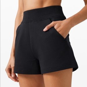 *Discounted shipping!* Lululemon LA Sweat Short 6